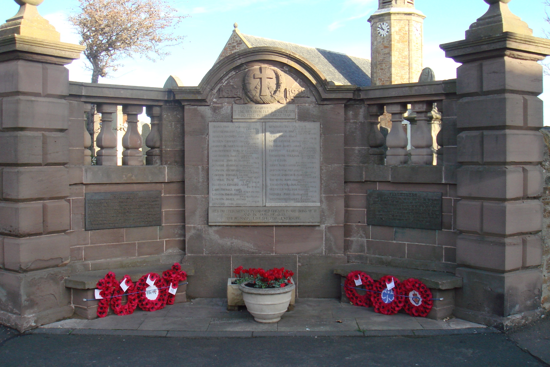 Elie War Memorial 12 November 2007